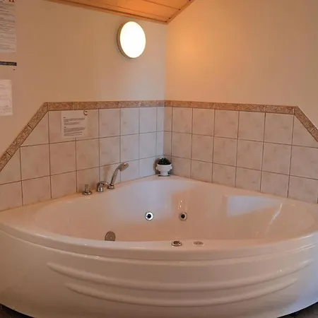 Vakantiehuis Egernstien Vaeggerlose Iv *