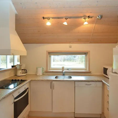 Stunning Home In Vaeggerlose With Sauna *